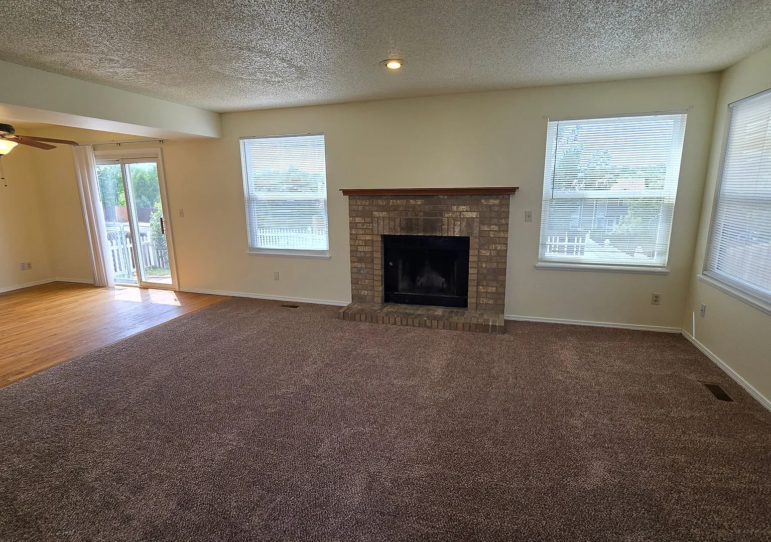 3855 Blazingwood Way - Woodland Hills - 4 Bed / 3 1/2 Bath / 2 Car Garage — Photo 3