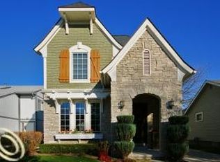 1285 Holland Ave, Birmingham, MI 48009