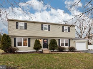668 Meadow Ln, Harleysville, PA 19438