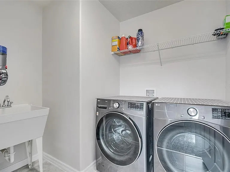 2495 Rapollo Dr — Photo 28