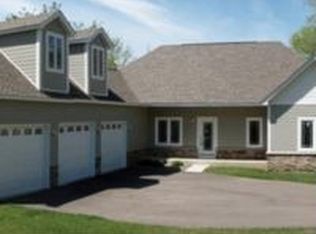 4821 Williston Rd, Minnetonka, MN 55345