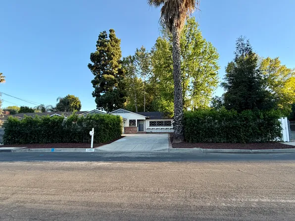 23250 Mariano St, Woodland Hills, CA 91367