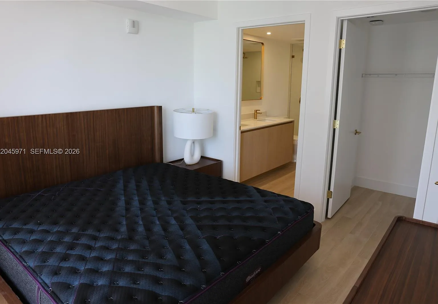 1 bed, $4,000 — Photo 4