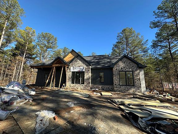 2nd image of 141 Voorhees Rd