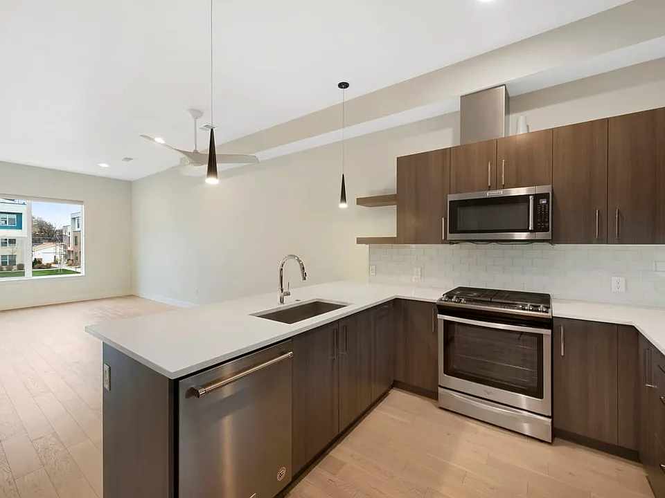 3048 Wilson Ct #2