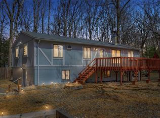 44 Nottingham Gate Rd, Rock Hill, NY 12775