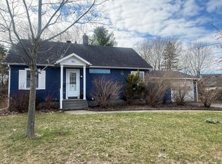 1 Mildon Rd, Canton, NY 13617