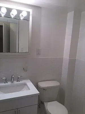 Rented by Solil Management | media 4