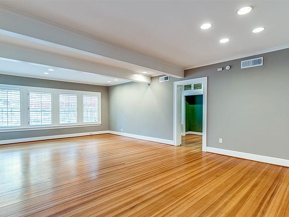 5th image of 3402 Dartmouth Ave