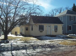 514 8th Ave SE, Aberdeen, SD 57401