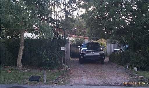 1st image of 1748 NE 17th St