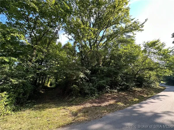 Jackson Road, Borden, IN 47106