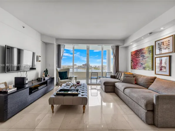 848 Brickell Key Dr APT 1102, Miami, FL 33131