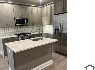 2220 N Franklin St #A, Philadelphia, PA 19133
