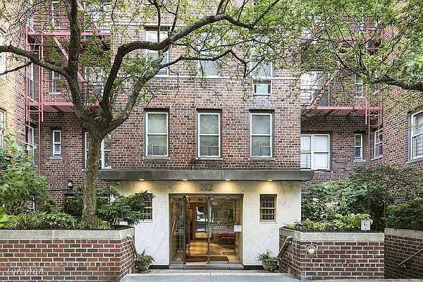 Sold by Corcoran | media 12