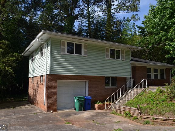 3rd image of 2939 Flat Shoals Rd