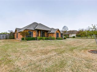 11055 Country Ridge Ln, Forney, TX 75126