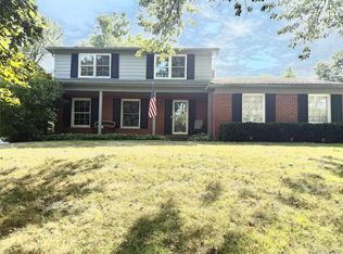 2570 Aspen Ln, Bloomfield Hills, MI 48302