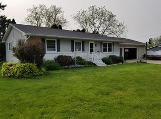 2127 10th Ave, Monroe, WI 53566