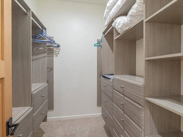 6431 Tamarack Rd — Photo 11