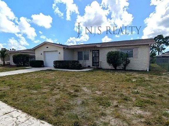 3rd image of 1209 Maybury Dr