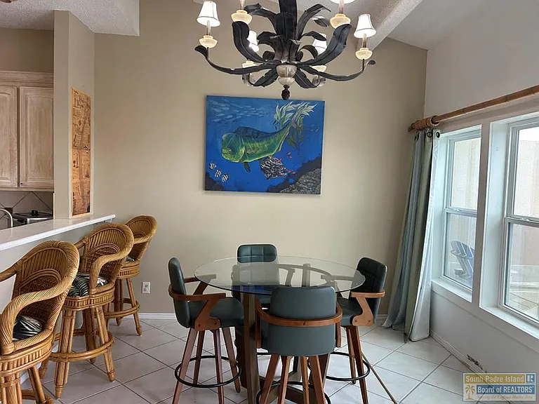 1342 Harbor Island Dr — Photo 15