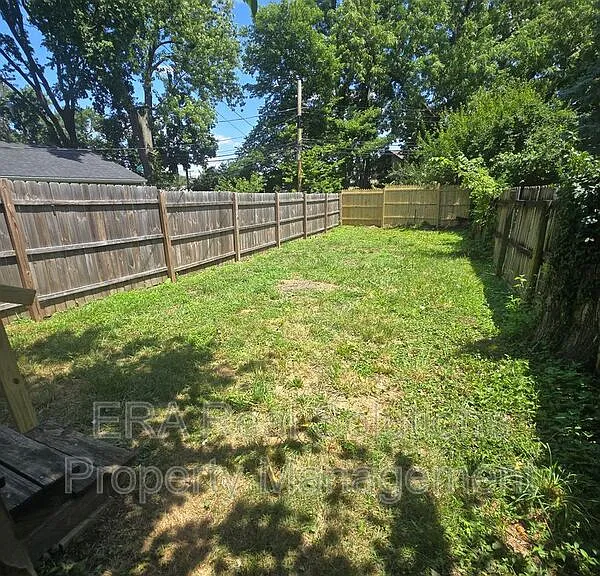 2368 S 5th St — Photo 19