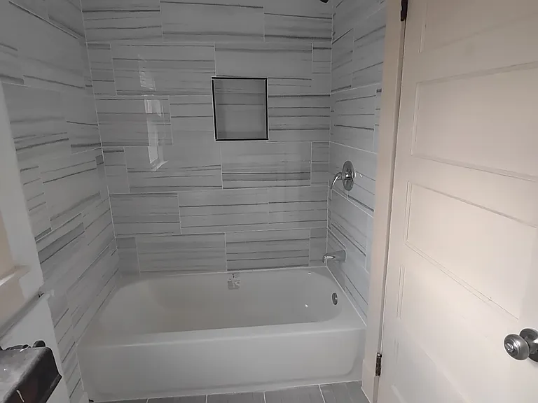 141 Forrest Ave — Photo 6