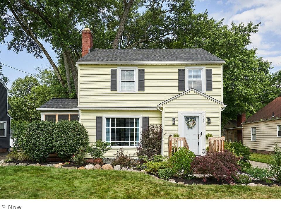 1st image of 240 S Hawkins Ave