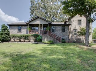 1711 Belotes Ferry Rd, Lebanon, TN 37087