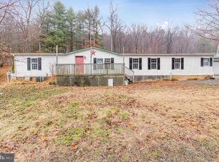 65 E Locust St, Mount Holly Springs, PA