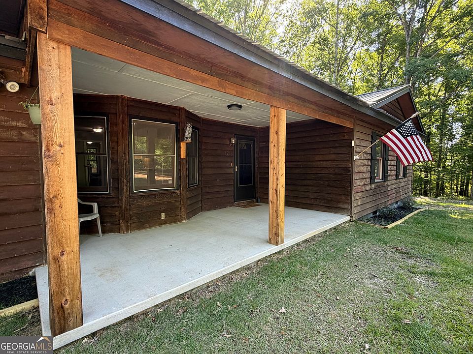 1st image of 221 Oak Valley Dr