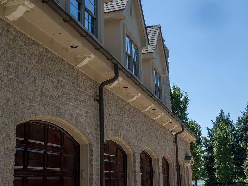 3296 Pine Lake Rd, West Bloomfield, MI 48324 Zillow