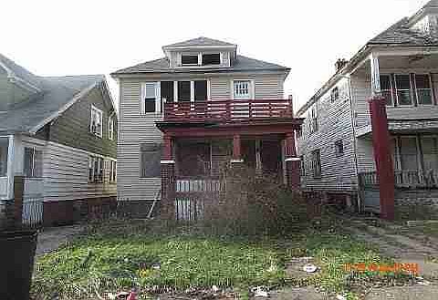 7311 Wykes