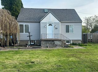 1025 E Broadway St, Bradley, IL