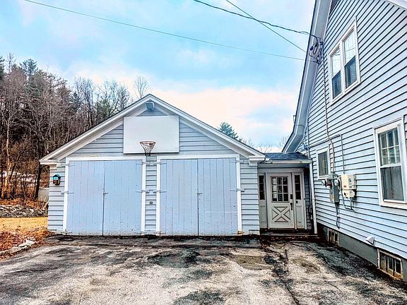 3rd image of 38 Sterling Hill Road