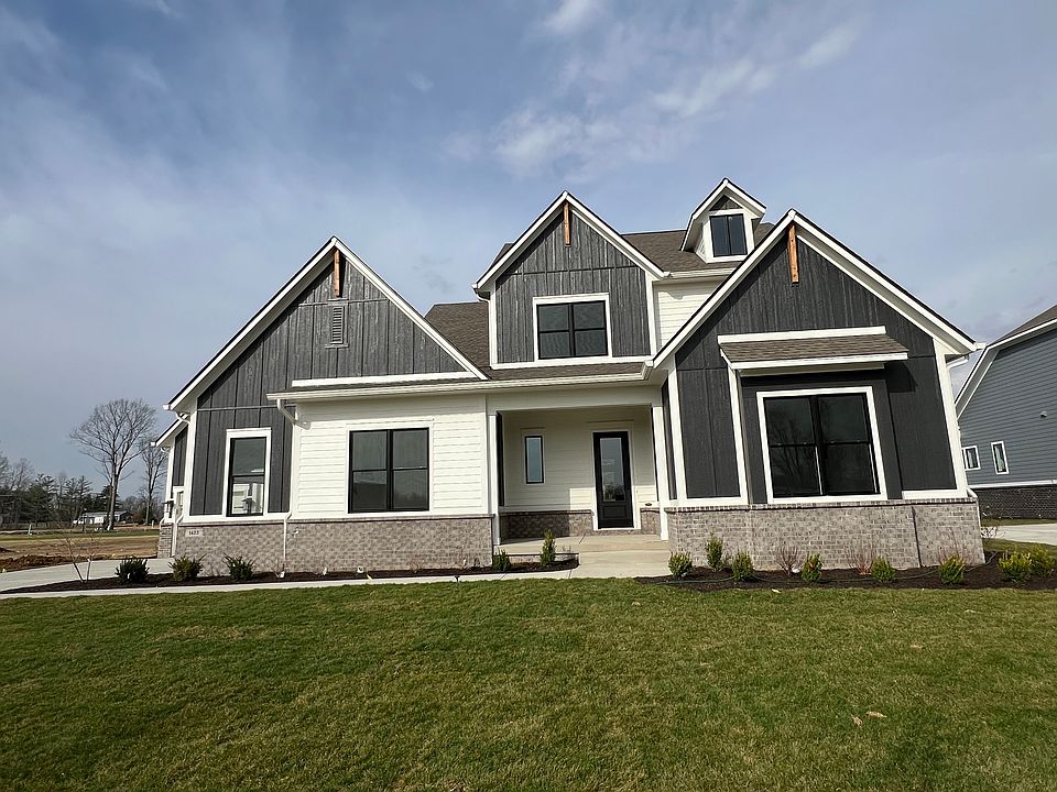 1st image of 1425 Chatham Hills Blvd