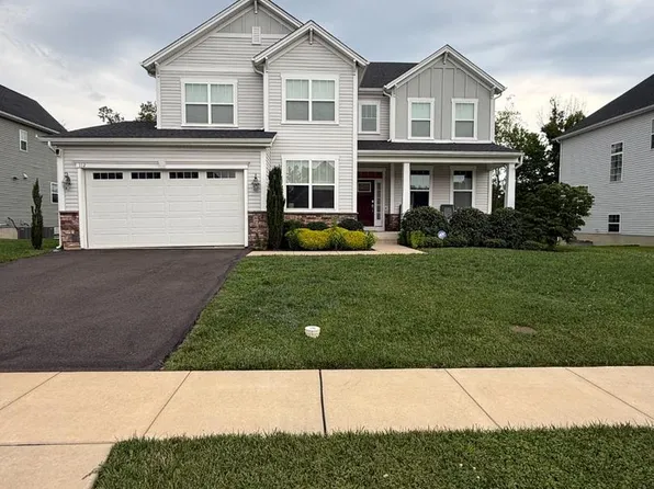 112 Derby Ln, Bensalem, PA 19020