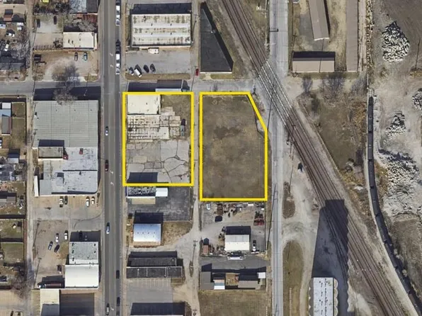 2056 N Broadway Ave, Wichita, KS 67214