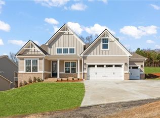 2540 SE Parkside Way, Gainesville, GA 30507