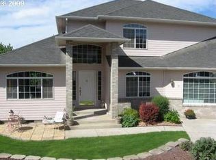 9 Smith Dr, Echo, OR 97826