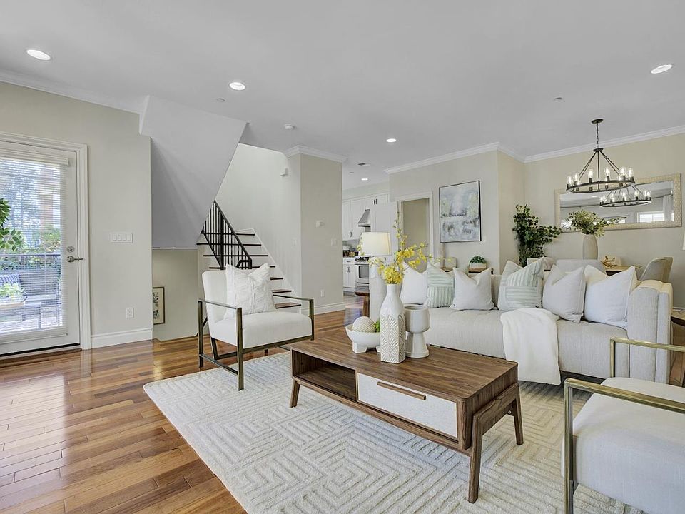 1st image of 1137 Paloma Ave APT I