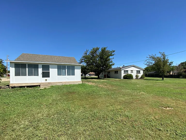 4511 Scotty Dr — Photo 6