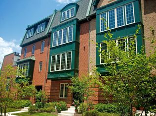 3152 Blue Barn Way, Fairfax, VA 22031