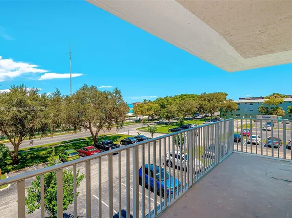 901 Hillcrest Dr APT 315, Hollywood, FL 33021