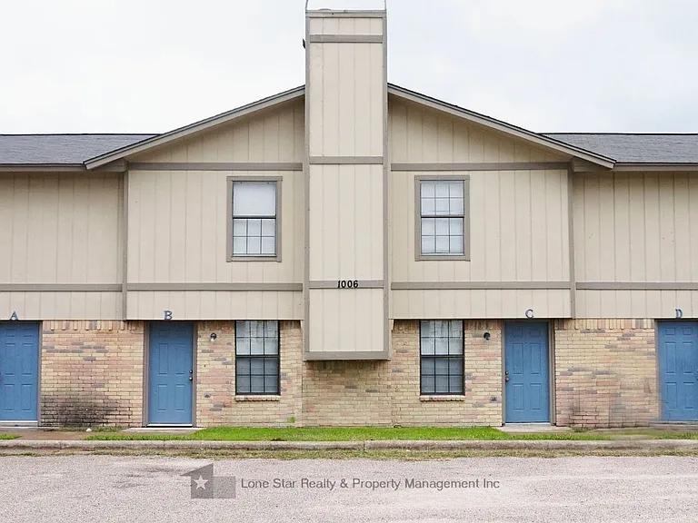 1006 Eastside Dr — Photo 17