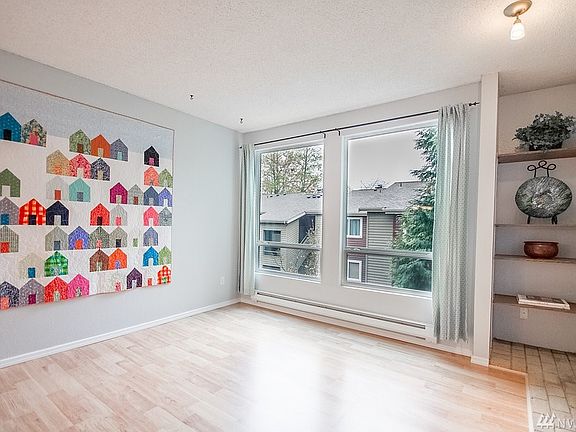 3rd image of 15715 4th Ave S APT 25