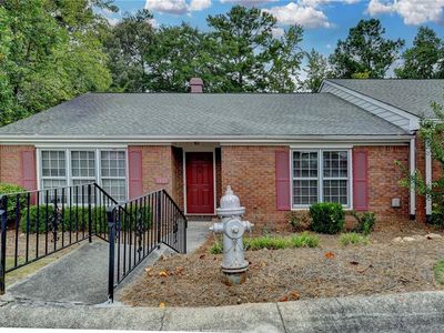 6433 Deerings Ln, Peachtree Corners, GA, 30092