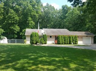 2129 Ironwood Ln, Charleston, IL