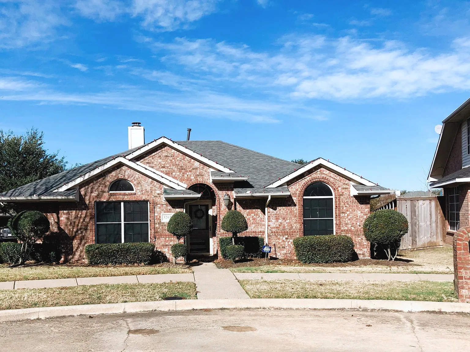 3 bed, 1450 sqft, $2,250 — Photo 1